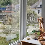 Urban Nest Jajca