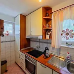 Urban Nest Apartman *