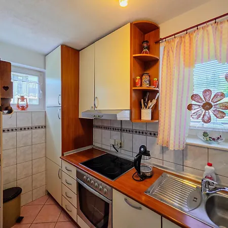 Urban Nest 아파트 *